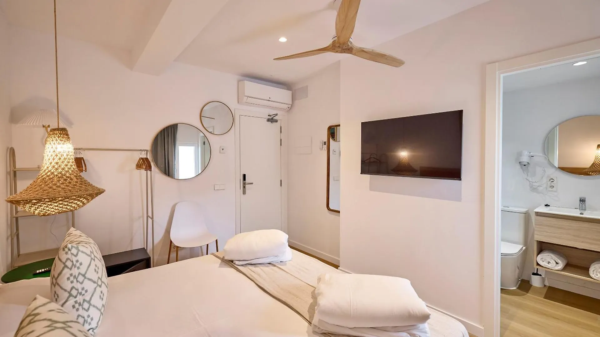 Guest house Inner Hostal Es Moli Cala d'Or