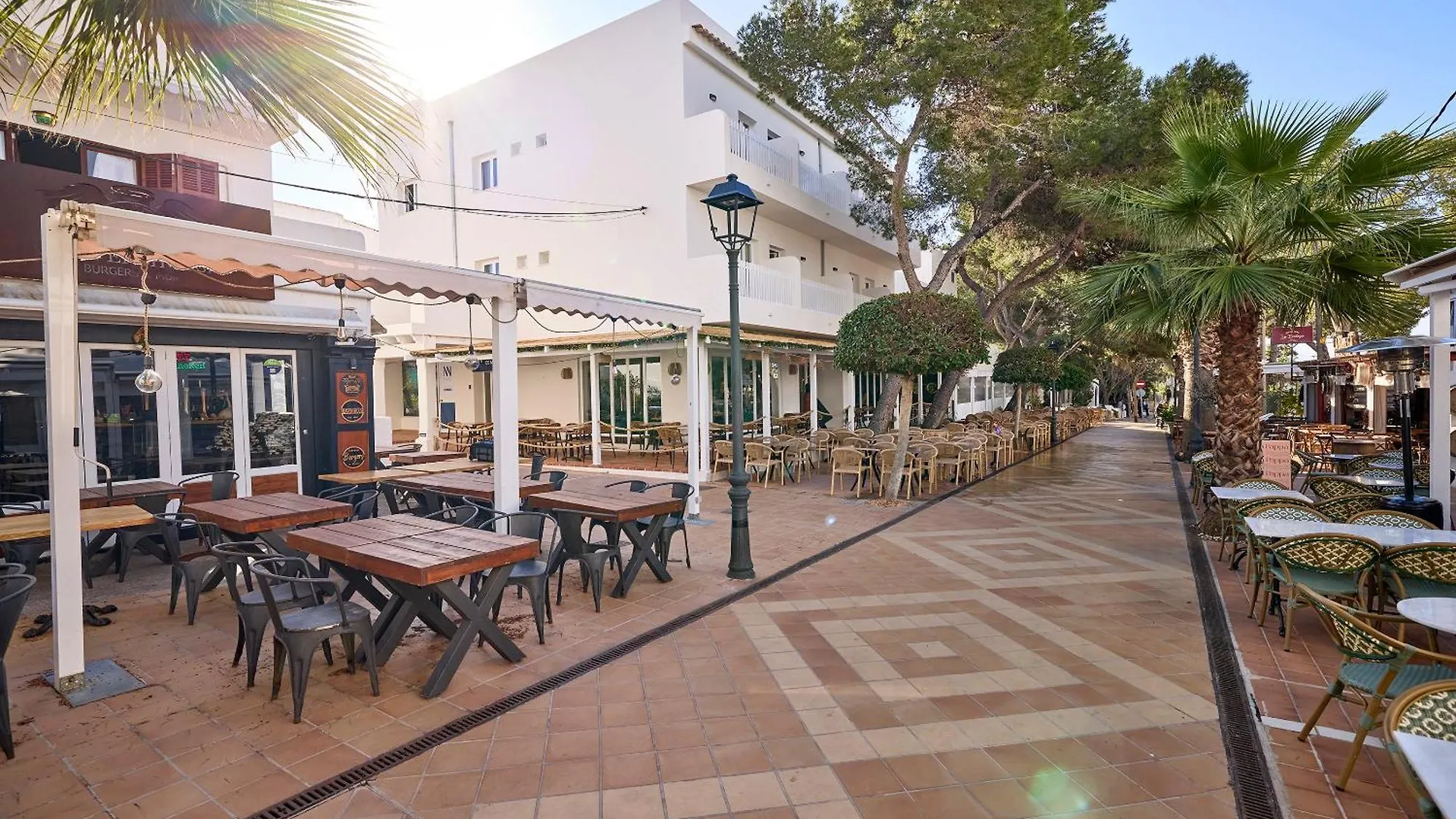 Inner Hostal Es Moli Cala d'Or  Guest house